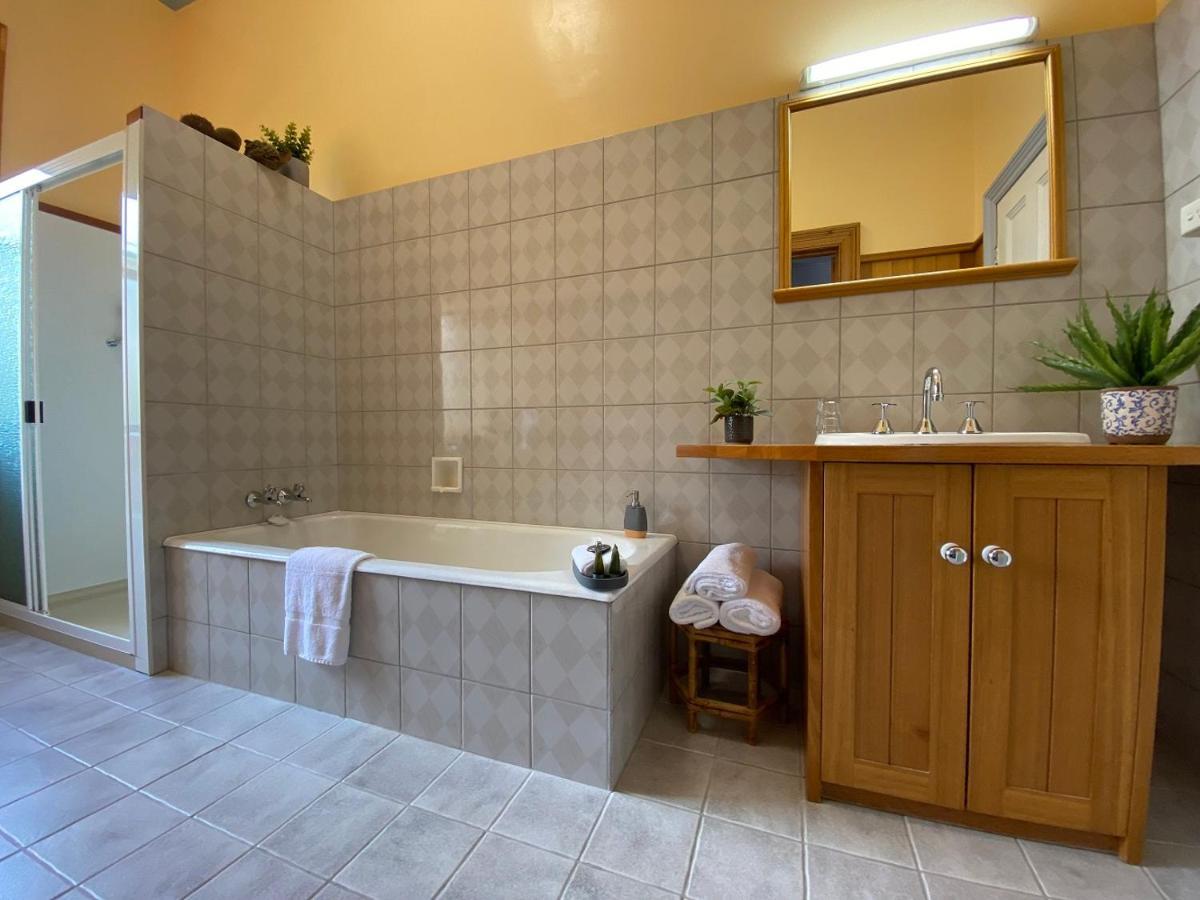 Guest house Hanlon *