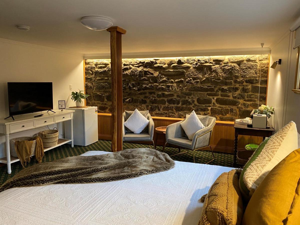 Hanlon Guest house